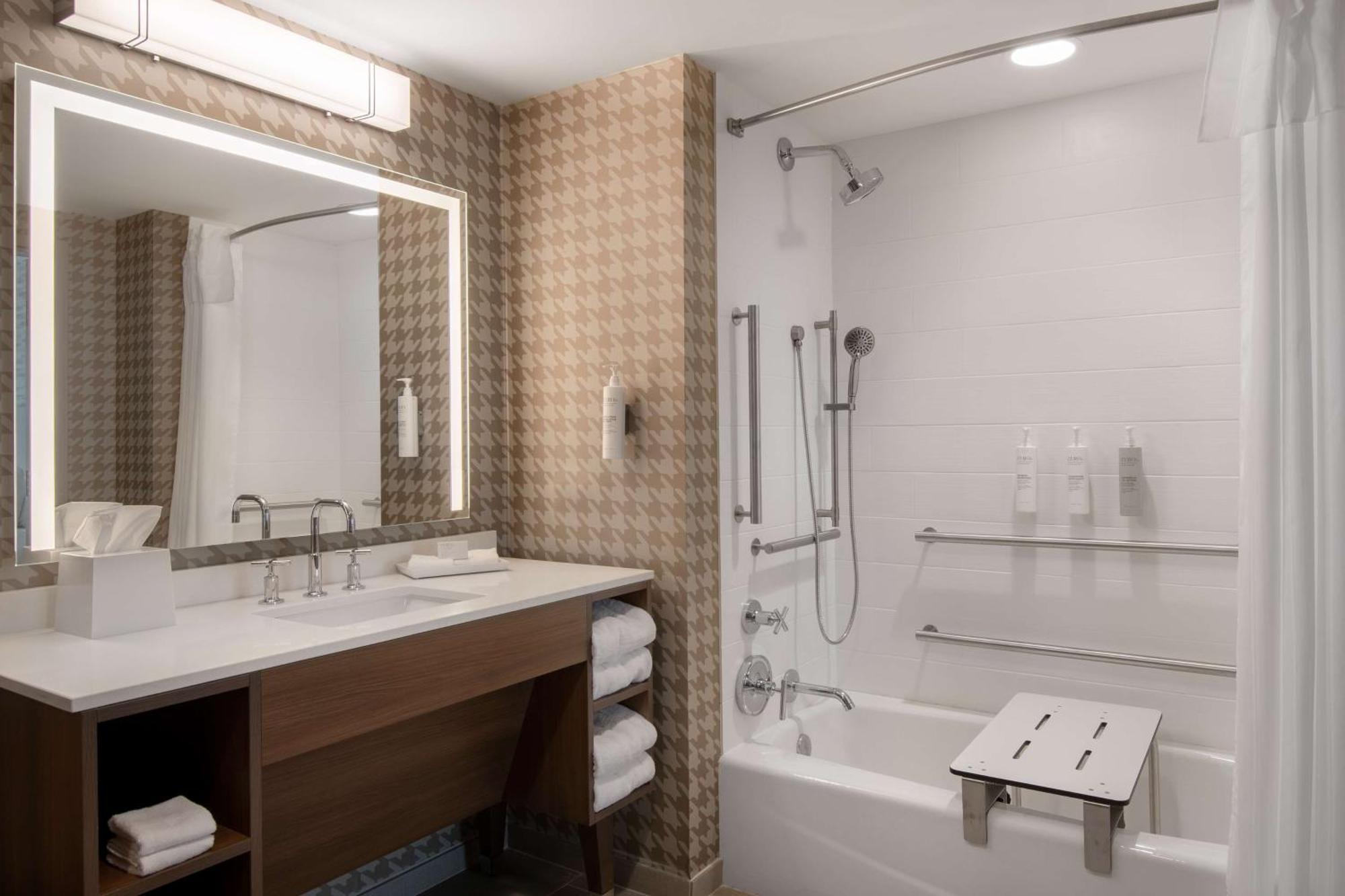 Home2 Suites By Hilton Jacksonville Downtown ภายนอก รูปภาพ